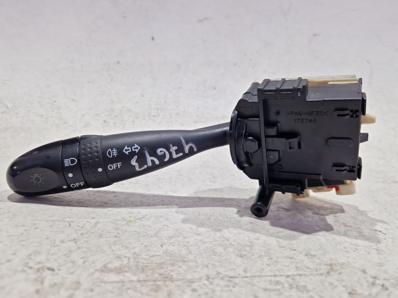 Recambio de mando intermitentes para suzuki sx4 (ey, gy) 1.9 ddis 4x4 (rw 419d) referencia OEM IAM 173744  