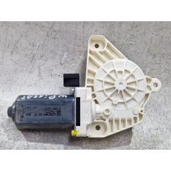 MOTOR ELEVALUNAS DELANTERO DERECHO C22943104 
