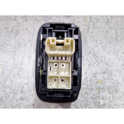 Recambio de mando elevalunas trasero derecho para toyota auris (_e15_) 2.0 d-4d (ade150_) referencia OEM IAM   