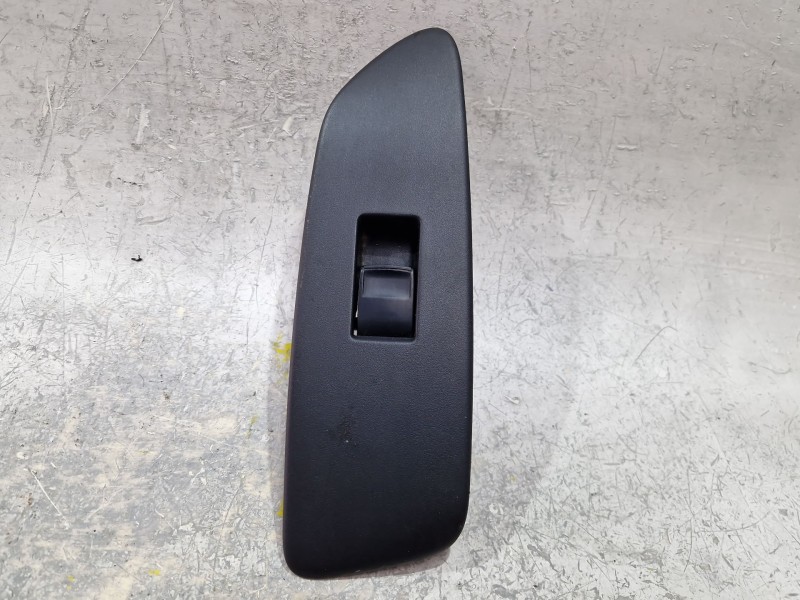Recambio de mando elevalunas delantero derecho para toyota auris (_e15_) 2.0 d-4d (ade150_) referencia OEM IAM 7423102530  