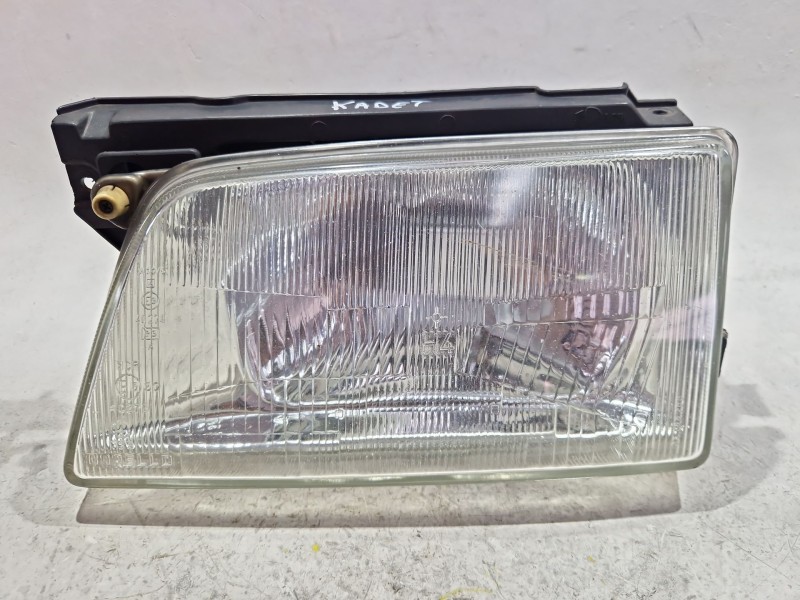 Recambio de faro delantero izquierdo para opel kadett e combo (38_, 48_) 1.3 s referencia OEM IAM 90181002  