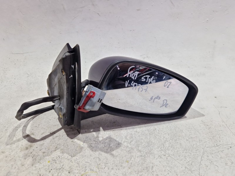 Recambio de retrovisor derecho para fiat stilo (192_) 1.9 jtd (192_xe1a) referencia OEM IAM 01704607600  