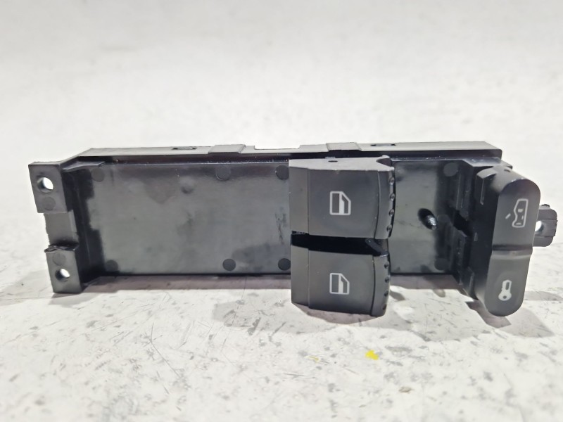 Recambio de mando elevalunas delantero izquierdo para volkswagen golf iv (1j1) 1.6 referencia OEM IAM   