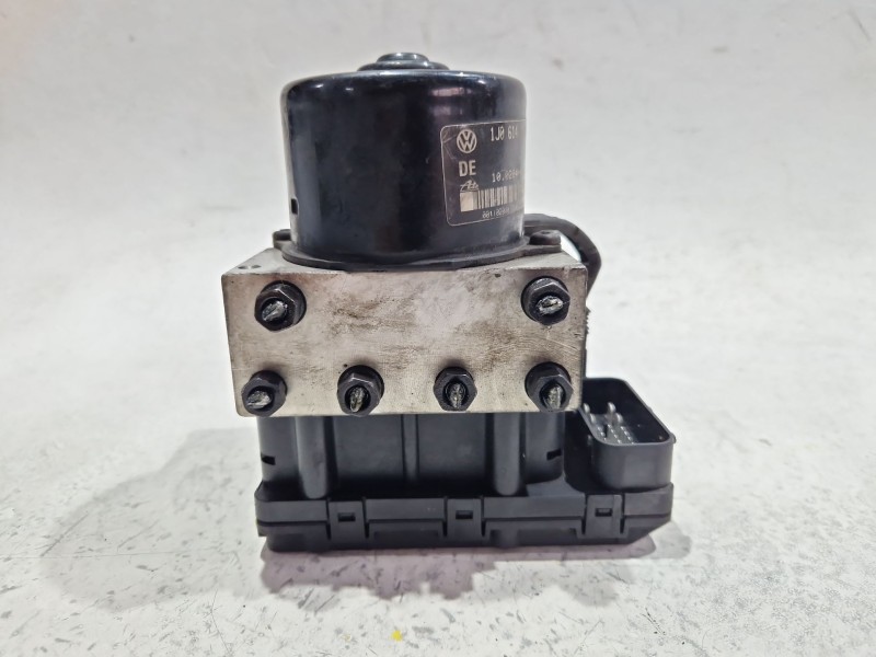 Recambio de nucleo abs para volkswagen golf iv (1j1) 1.6 referencia OEM IAM 1J0907379G  