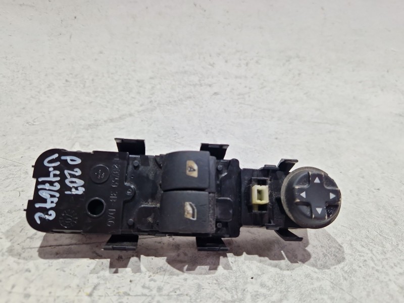 Recambio de mando elevalunas delantero izquierdo para peugeot 207/207+ (wa_, wc_) 1.6 hdi referencia OEM IAM 9654859177  