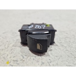 MANDO ELEVALUNAS DELANTERO DERECHO 90981696 