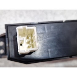 Recambio de botonera emergencia para kia cee´d hatchback (ed) 1.6 crdi 115 referencia OEM IAM 937001H000 937001H010  