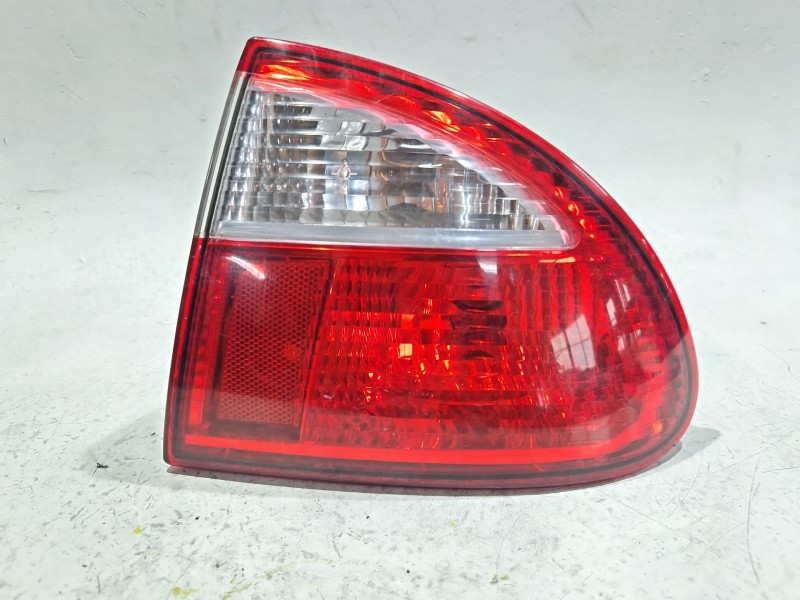 Recambio de piloto trasero derecho para seat leon (1m1) 1.6 16 v referencia OEM IAM 1M6945112  