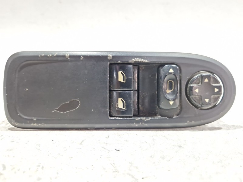 Recambio de mando elevalunas delantero izquierdo para peugeot 308 (2007) 1.6 hdi referencia OEM IAM 96565186XT  