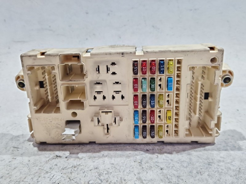 Recambio de caja fusibles/rele para fiat stilo (192)(2001) 1.8 16v (192_xc1a) referencia OEM IAM 46797609  