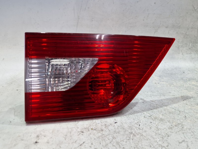 Recambio de piloto porton trasero izquierdo para bmw x3 (e83) 2.0 d referencia OEM IAM 63213420203  