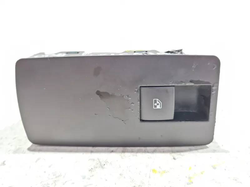 Recambio de mando elevalunas delantero derecho para opel insignia a (g09) 2.0 cdti (68) referencia OEM IAM 13222229  