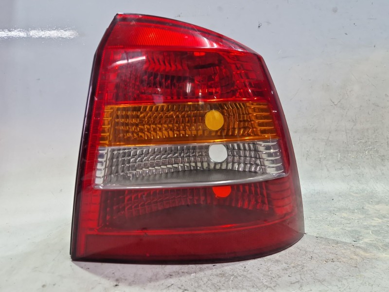 Recambio de piloto trasero derecho para opel astra g hatchback (t98) 1.6 (f08, f48) referencia OEM IAM 13110931  