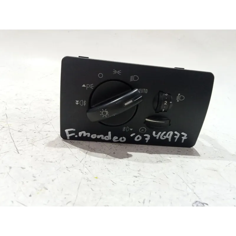 Recambio de mando luces para ford mondeo iii (b5y) 2.0 tdci referencia OEM IAM 4S7T13A024JA  