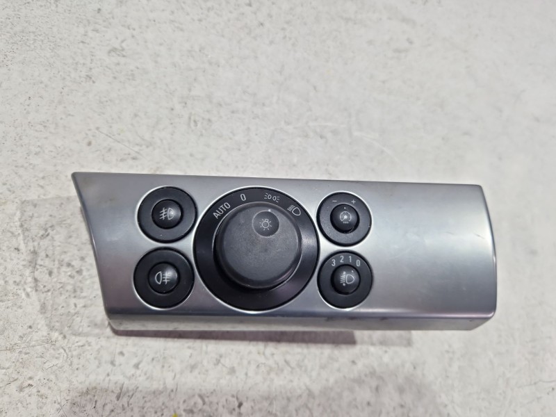 Recambio de mando luces para opel astra h (a04) 1.9 cdti (l48) referencia OEM IAM 13100124  