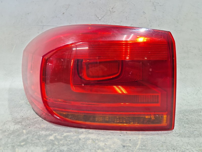 Recambio de piloto trasero izquierdo para volkswagen tiguan (5n_) 2.0 tdi 4motion referencia OEM IAM 178933L  