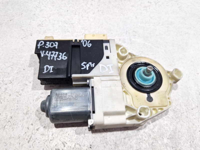 Recambio de motor elevalunas delantero izquierdo para peugeot 307 (3a/c) 1.6 hdi referencia OEM IAM 886385  