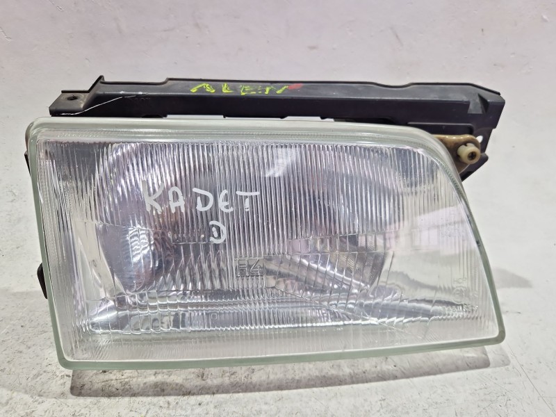 Recambio de faro delantero derecho para opel kadett e combo (38_, 48_) 1.3 s referencia OEM IAM 90181003  