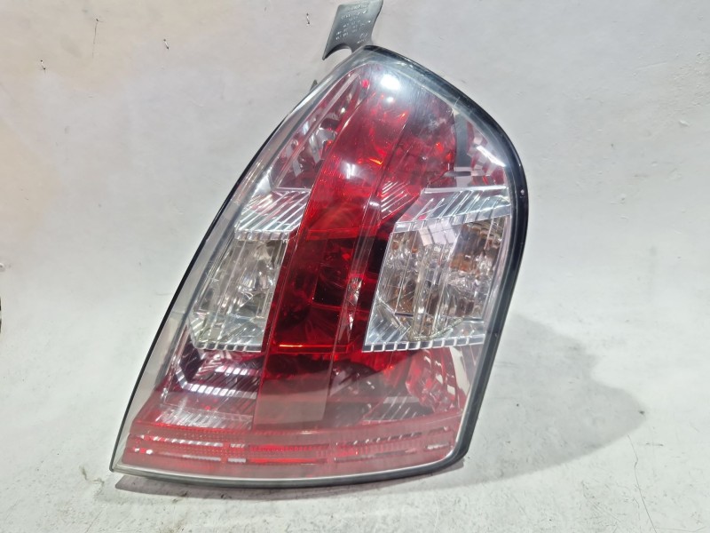 Recambio de piloto trasero derecho para fiat stilo (192_) 1.9 jtd (192_xe1a) referencia OEM IAM 46823705  