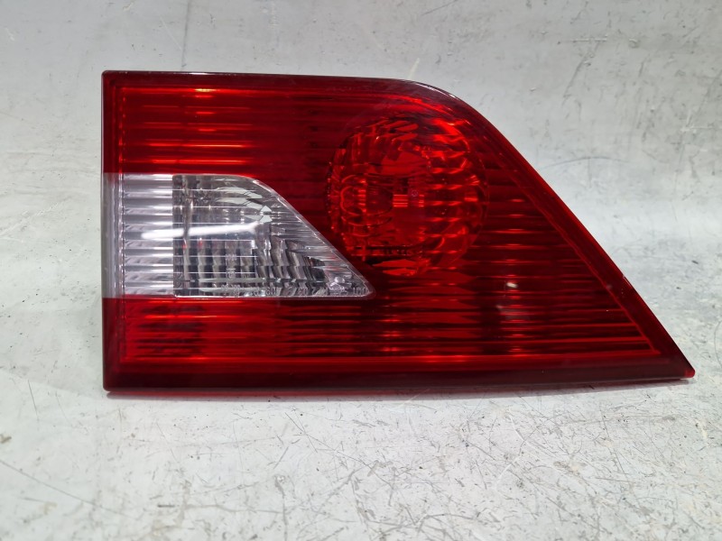 Recambio de piloto porton trasero derecho para bmw x3 (e83) 2.0 d referencia OEM IAM 63213420205  