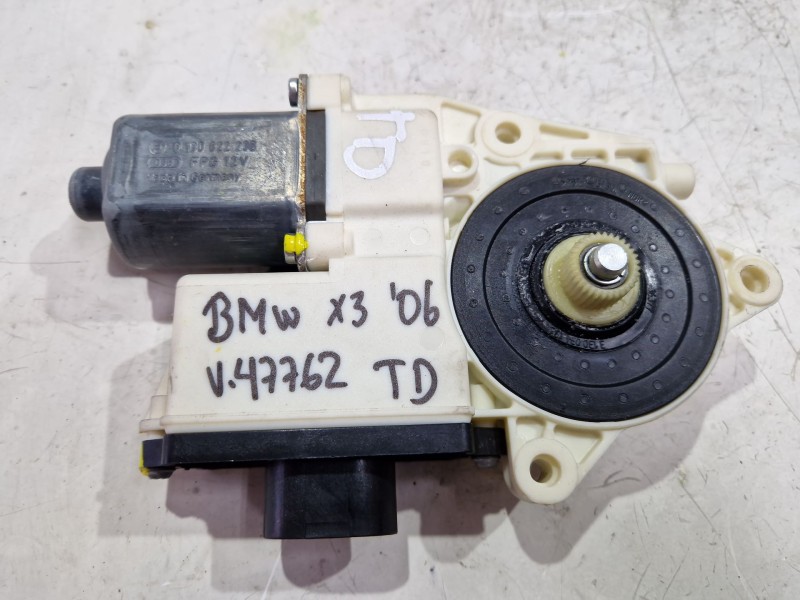 Recambio de motor elevalunas trasero derecho para bmw x3 (e83) 2.0 d referencia OEM IAM 0130822236  