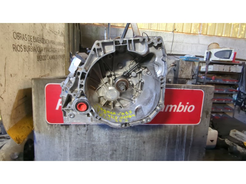 Recambio de caja cambios manual para renault megane iv sedán 1.3 tce 140 (lvnb) referencia OEM IAM CMTX26 18540R TL4 237378977R 