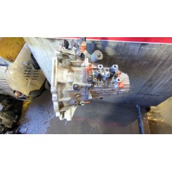Recambio de caja cambios manual para hyundai accent 1.5 crdi referencia OEM IAM J42073  