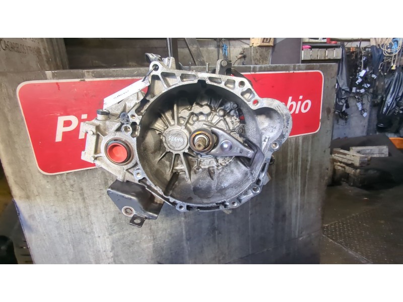 Recambio de caja cambios manual para kia venga (yn) 1.4 cvvt referencia OEM IAM 005527061  