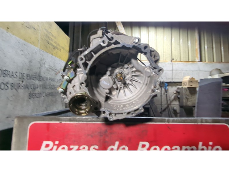 Recambio de caja cambios manual para volkswagen golf iv berlina (1j1)(1997) 1.6 referencia OEM IAM DUU 09030  