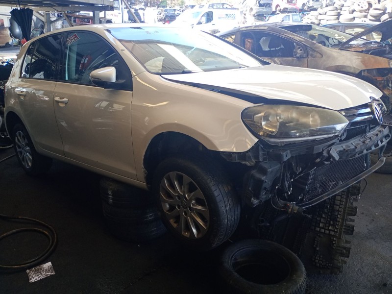 volkswagen golf vi (5k1) del año 2010