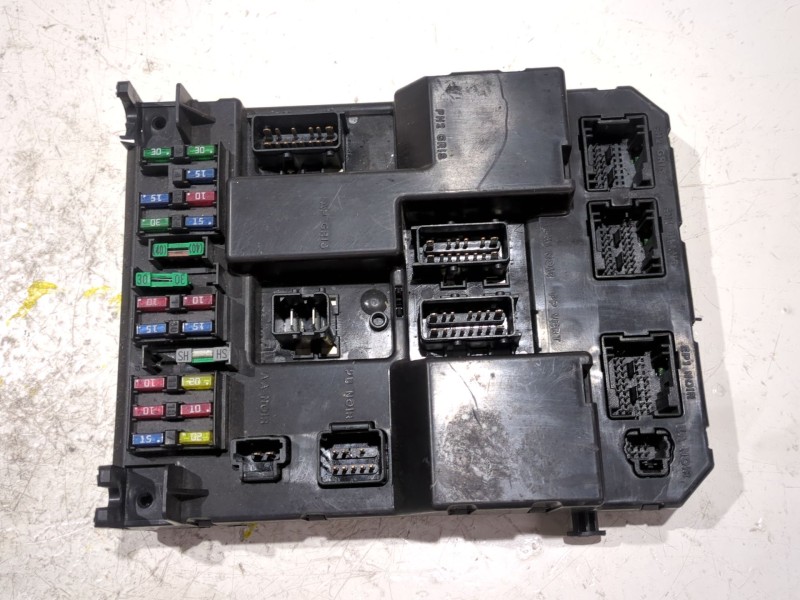 Recambio de caja reles / fusibles para peugeot 307 (3a/c) 1.6 16v referencia OEM IAM 9651196880A  