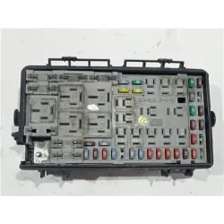 Recambio de caja fusibles/rele para fiat grande punto (199)(2005) referencia OEM IAM 51744837BZ  