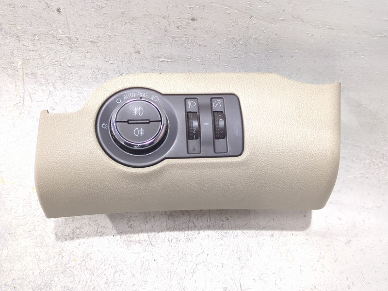 Recambio de mando luces para opel insignia a (g09) 2.0 cdti (68) referencia OEM IAM 13268720  