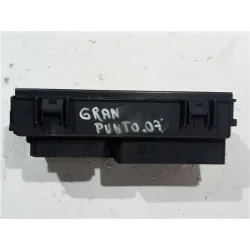 Recambio de caja fusibles/rele para fiat grande punto (199)(2005) referencia OEM IAM 51744837BZ  
