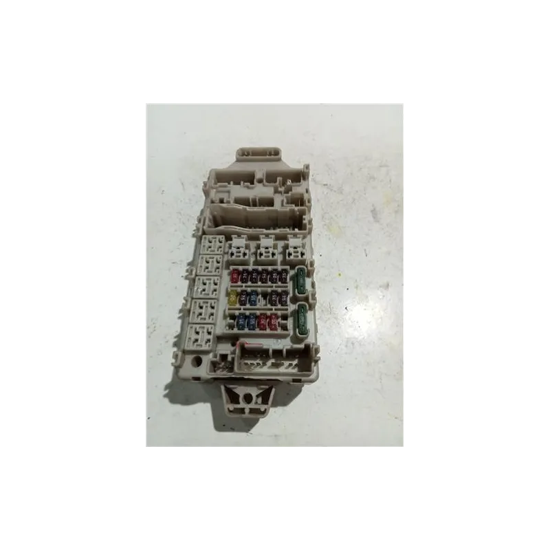 Recambio de caja fusibles/rele para mitsubishi lancer (a170)(1978) referencia OEM IAM 105030421  