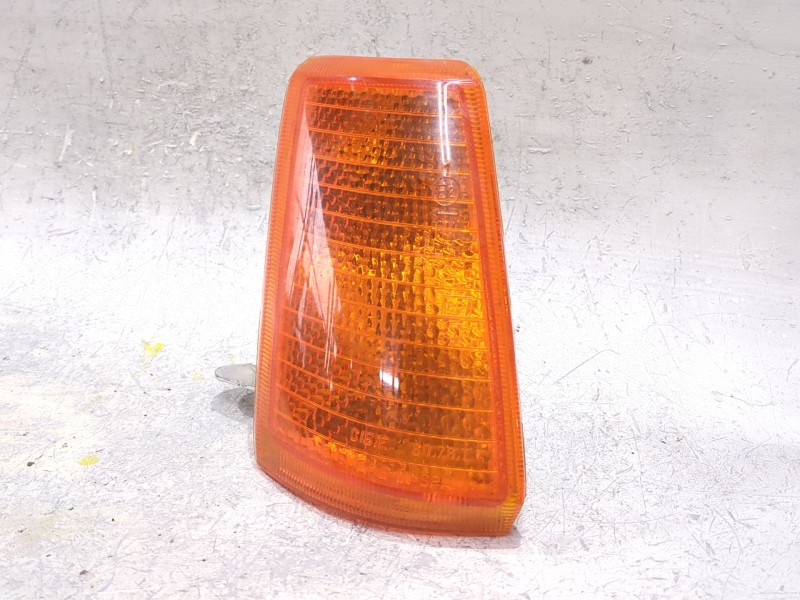 Recambio de intermitente delantero derecho para peugeot 205 ii (20a/c) 1.1 referencia OEM IAM 6076T  