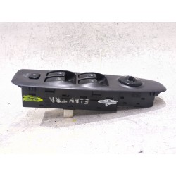 Recambio de mando elevalunas delantero izquierdo para hyundai elantra iii (xd) 2.0 crdi referencia OEM IAM 935702D000 935702D100