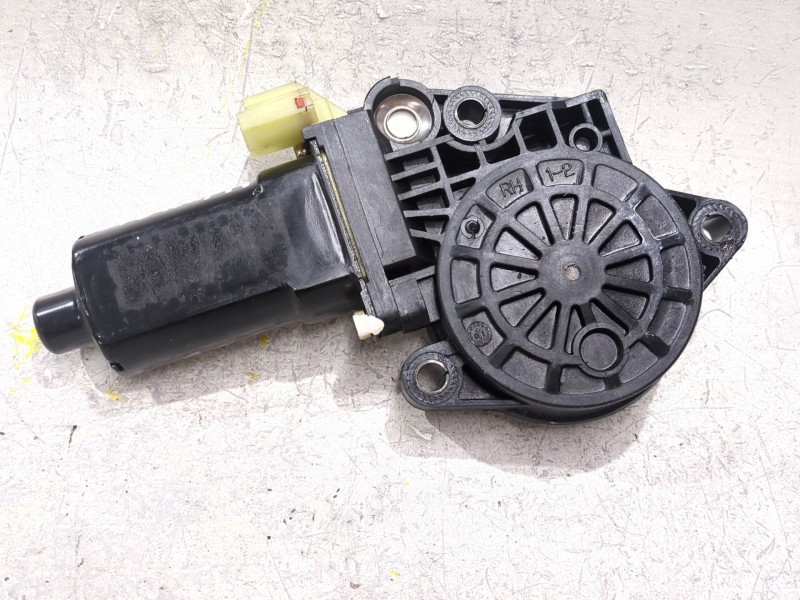 Recambio de motor elevalunas delantero izquierdo para hyundai elantra iii (xd) 2.0 crdi referencia OEM IAM   