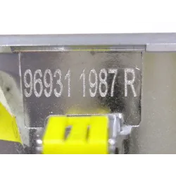 Recambio de moldura puerta delantera derecha para renault megane iv sedán 1.5 dci 110 referencia OEM IAM 969311987R  