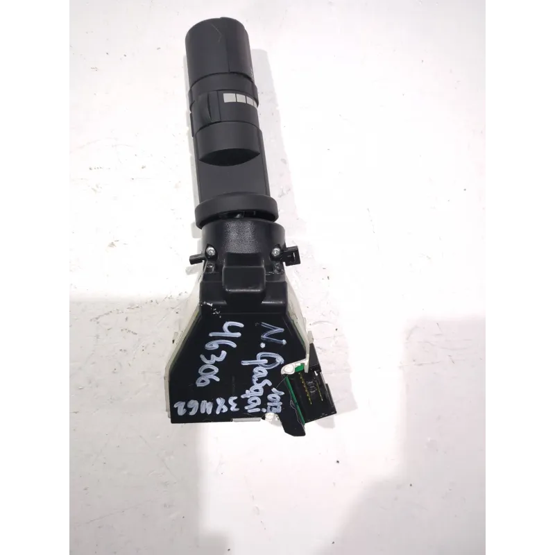 Recambio de mando limpia para nissan qashqai 1.6 acenta 4x2 referencia OEM IAM   
