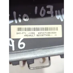 Recambio de airbag volante para renault clio iii dci referencia OEM IAM 8200677496  