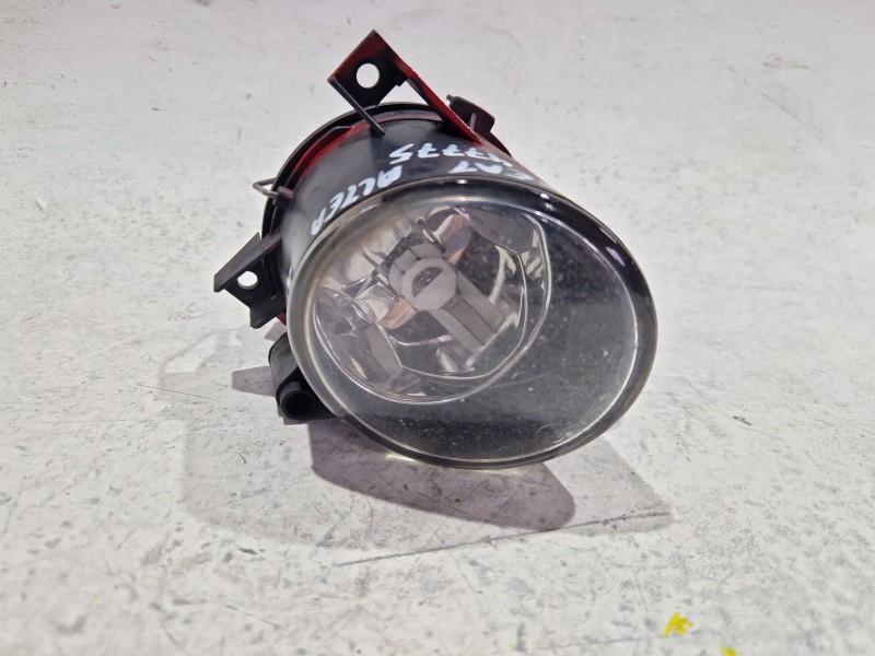 Recambio de faro antiniebla izquierdo para seat altea (5p1) 1.9 tdi referencia OEM IAM 5P0941699A  