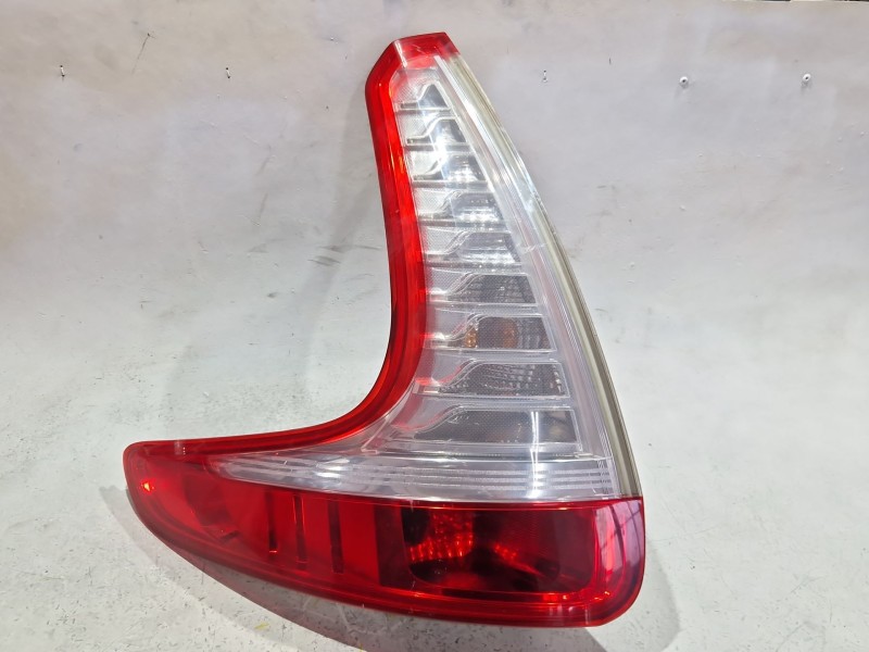 Recambio de piloto trasero izquierdo para renault megane gr scenic 1.9 131cv referencia OEM IAM 205550014R  