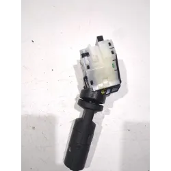Recambio de mando luces para nissan qashqai 1.6 acenta 4x2 referencia OEM IAM 14425  