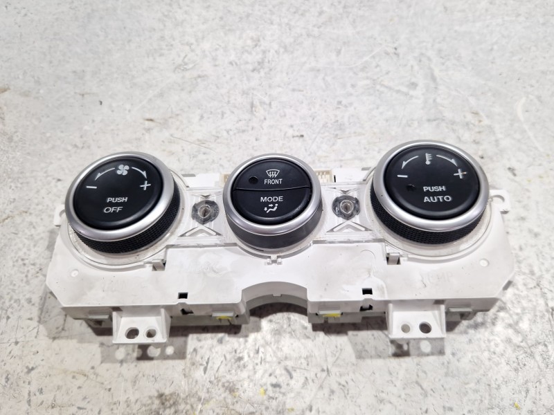 Recambio de mando climatizador para mazda 6 sedán (gg) 2.0 di (gg14) referencia OEM IAM   