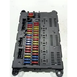 CAJA FUSIBLES/RELE V23081C1061X3 