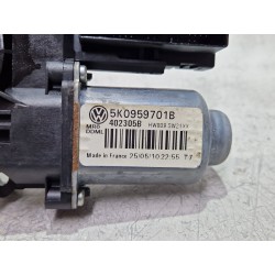 Recambio de motor elevalunas delantero izquierdo para volkswagen golf vi (5k1) 1.6 tdi referencia OEM IAM 5K0959793  