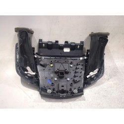 Recambio de consola central para ford fiesta vi 1.6 tdci referencia OEM IAM 331430000  