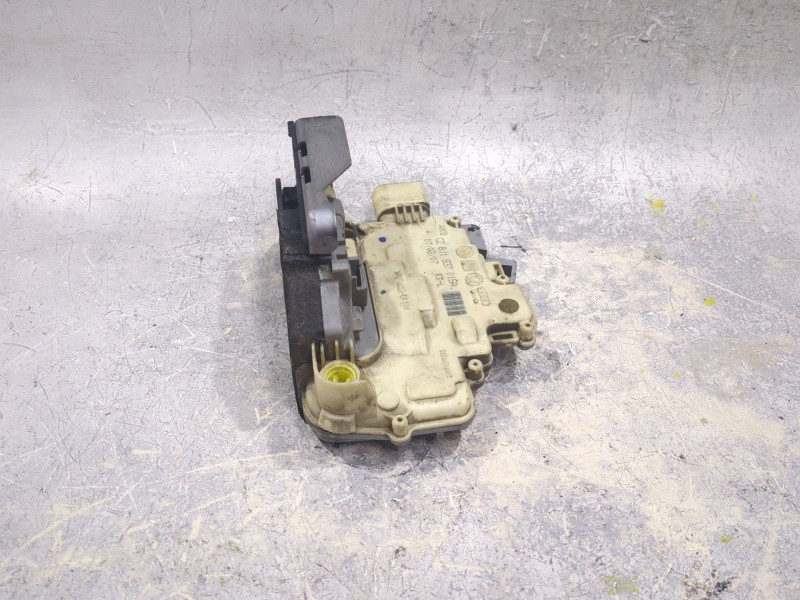 Recambio de cerradura puerta delantera izquierda para audi a3 (8l)(09.1996) 1.9 tdi ambiente [1,9 ltr. - 74 kw tdi] referencia O