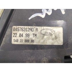 Recambio de faro delantero derecho para chrysler voyager gs (1996) 2.5 tdic awd referencia OEM IAM 04576312AD A  